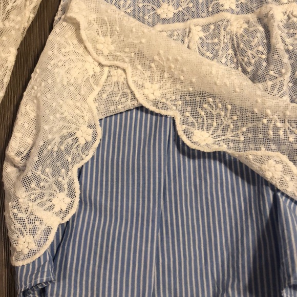 Lace and stripes top - Picture 4 of 7